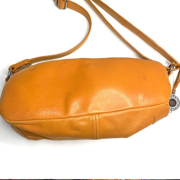 THE SAK Soft Leather Cognac Zip Flap Crossbody Bag  Adjustable Strap Slouchy - Picture 2 of 12